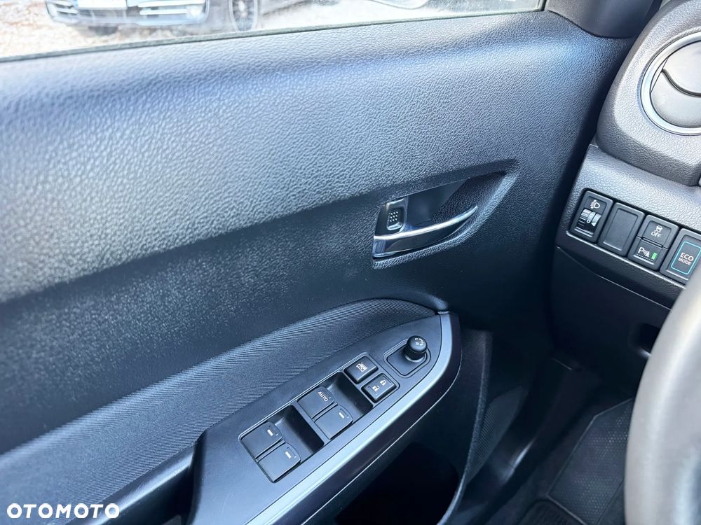 Suzuki Vitara - 23