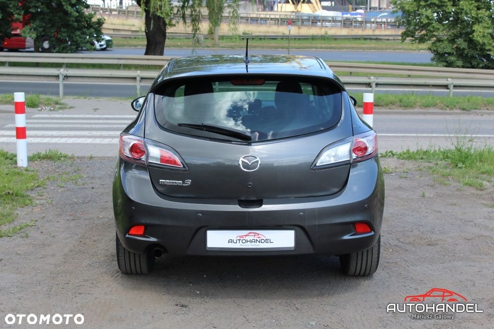 Mazda 3 - 5