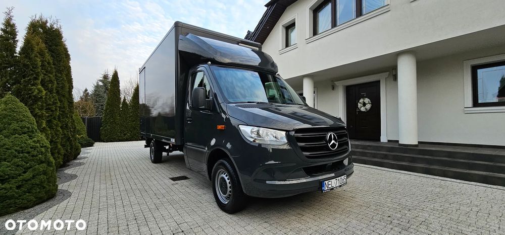 Mercedes-Benz Sprinter - 20