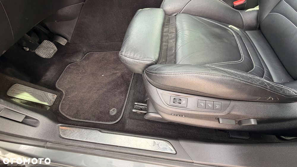 Citroën DS5 HDi 165 SportChic - 26