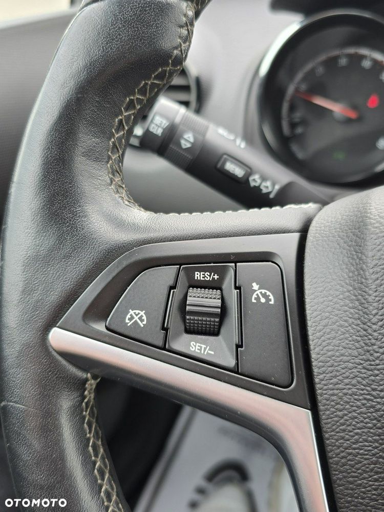 Opel Meriva - 25