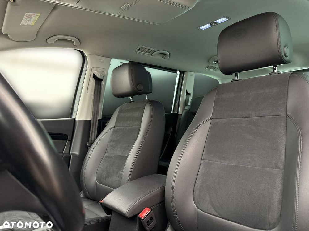Volkswagen Sharan - 12