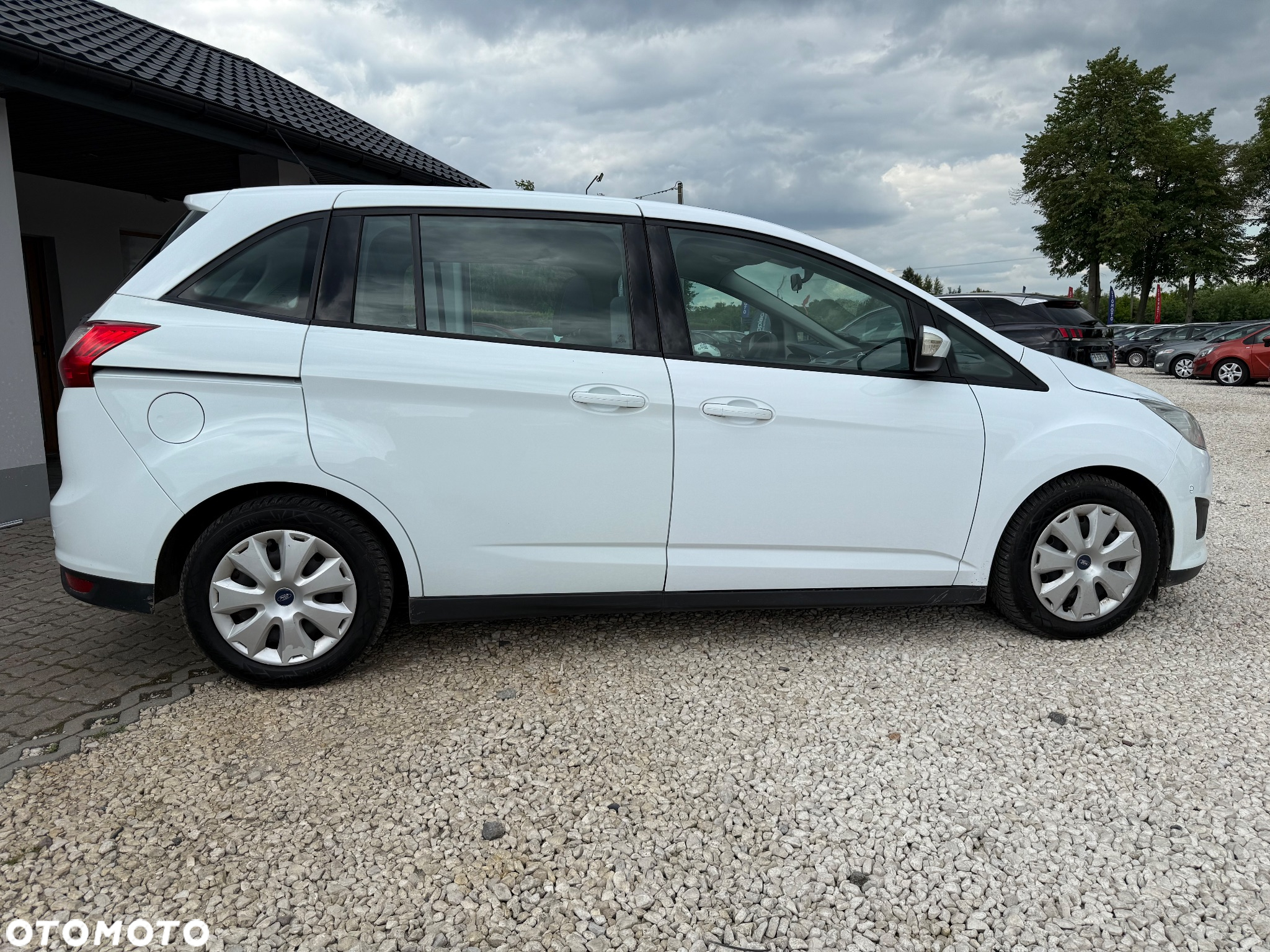 Ford Grand C-MAX 1.6 Titanium - 11