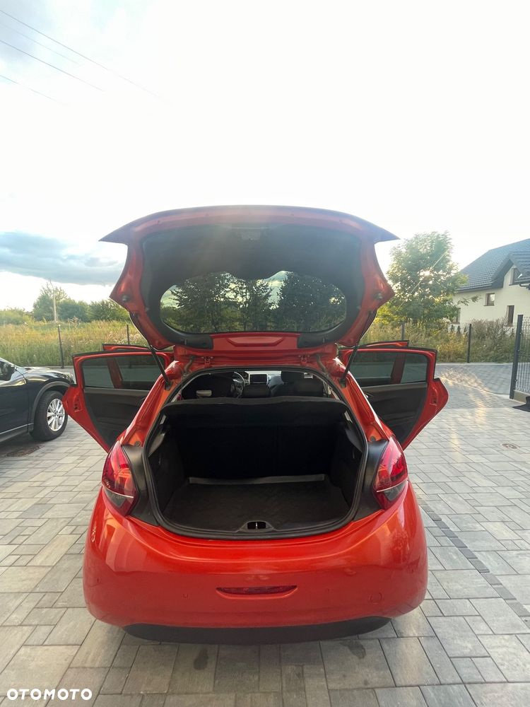 Peugeot 208 1.2 PureTech Active - 9