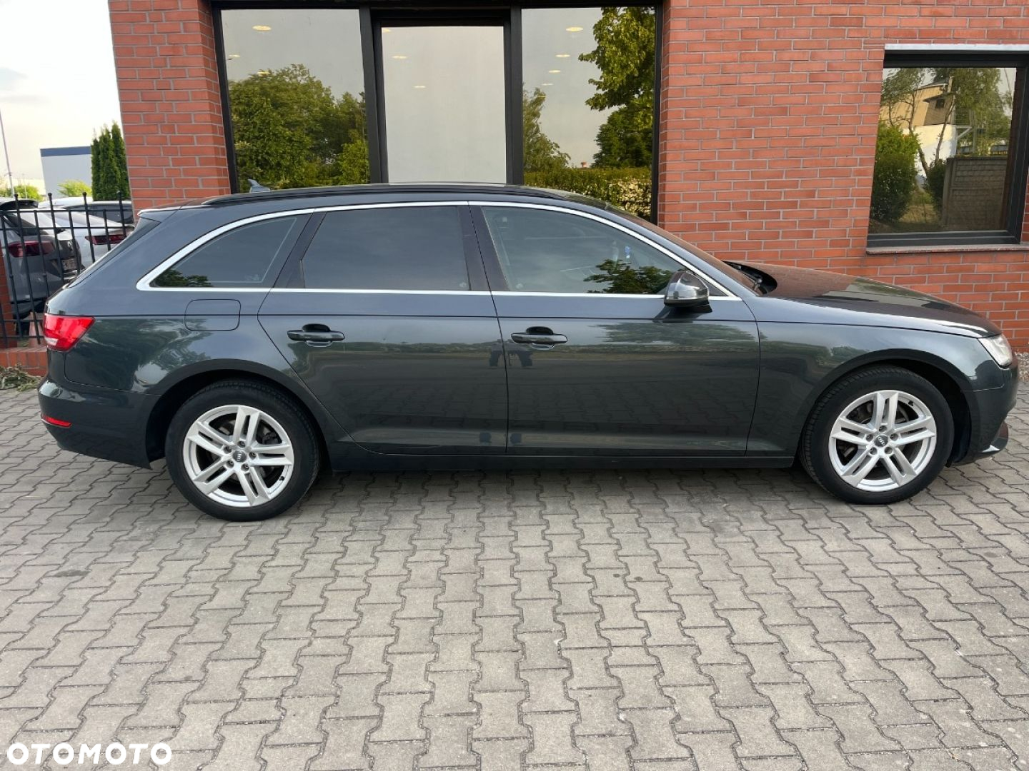 Audi A4 Avant 2.0 TDI DPF Ambition - 28