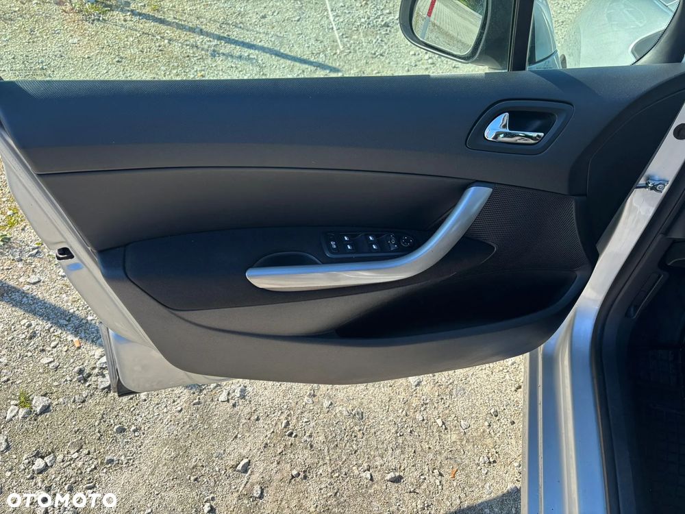 Peugeot 308 HDi FAP 110 Business Line Niveau 1 - 6
