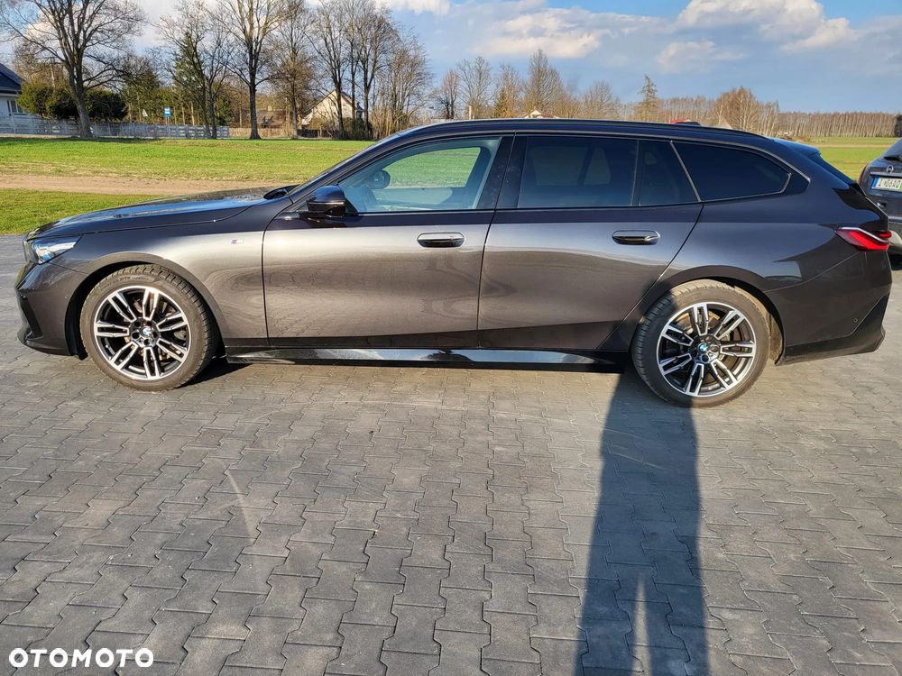 BMW Seria 5 520d xDrive - 14