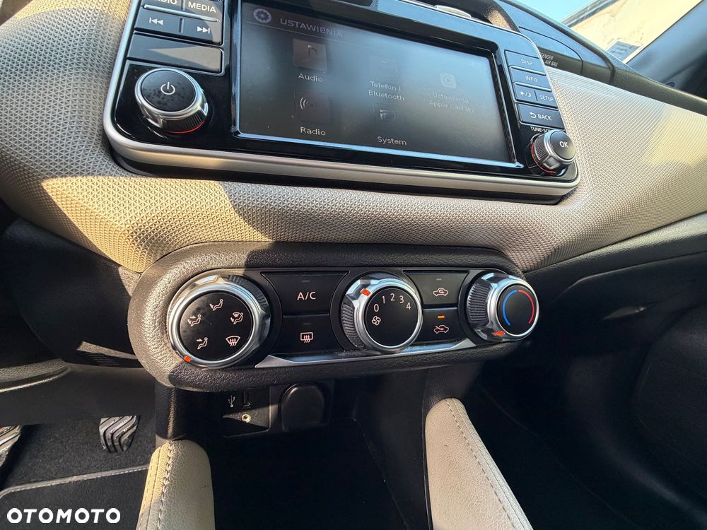 Nissan Micra 1.0 Visia Plus - 21