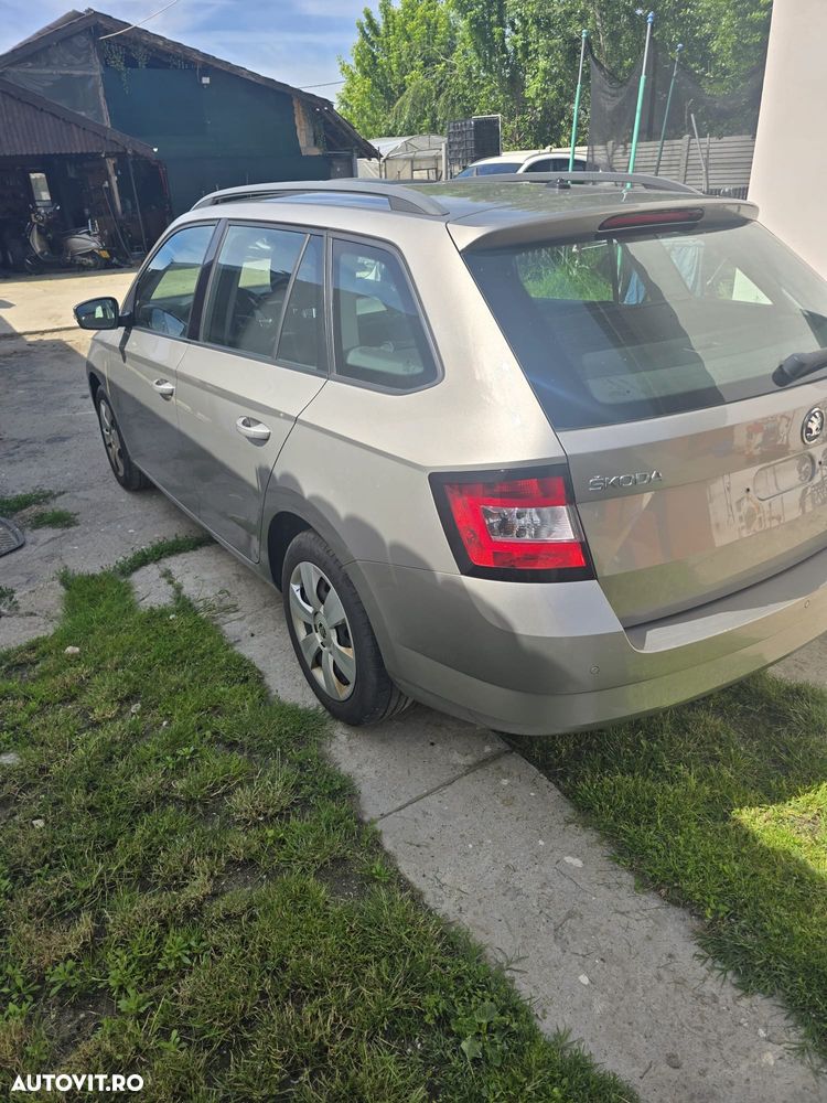 Skoda Fabia 1.0 TSI Style - 3