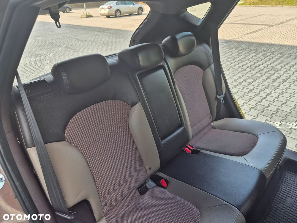 Hyundai ix35 2.0 CRDi 4WD Premium - 13