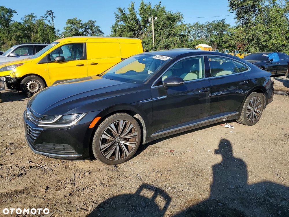 Volkswagen Arteon 2.0 TSI DSG R-Line - 1
