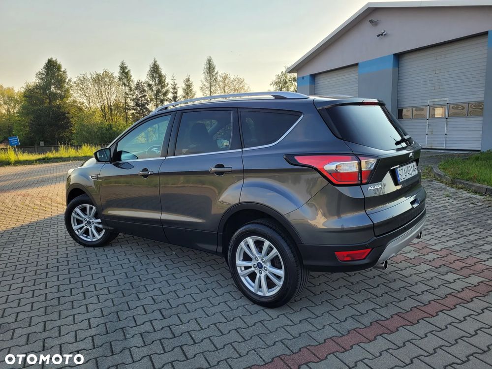 Ford Kuga - 11