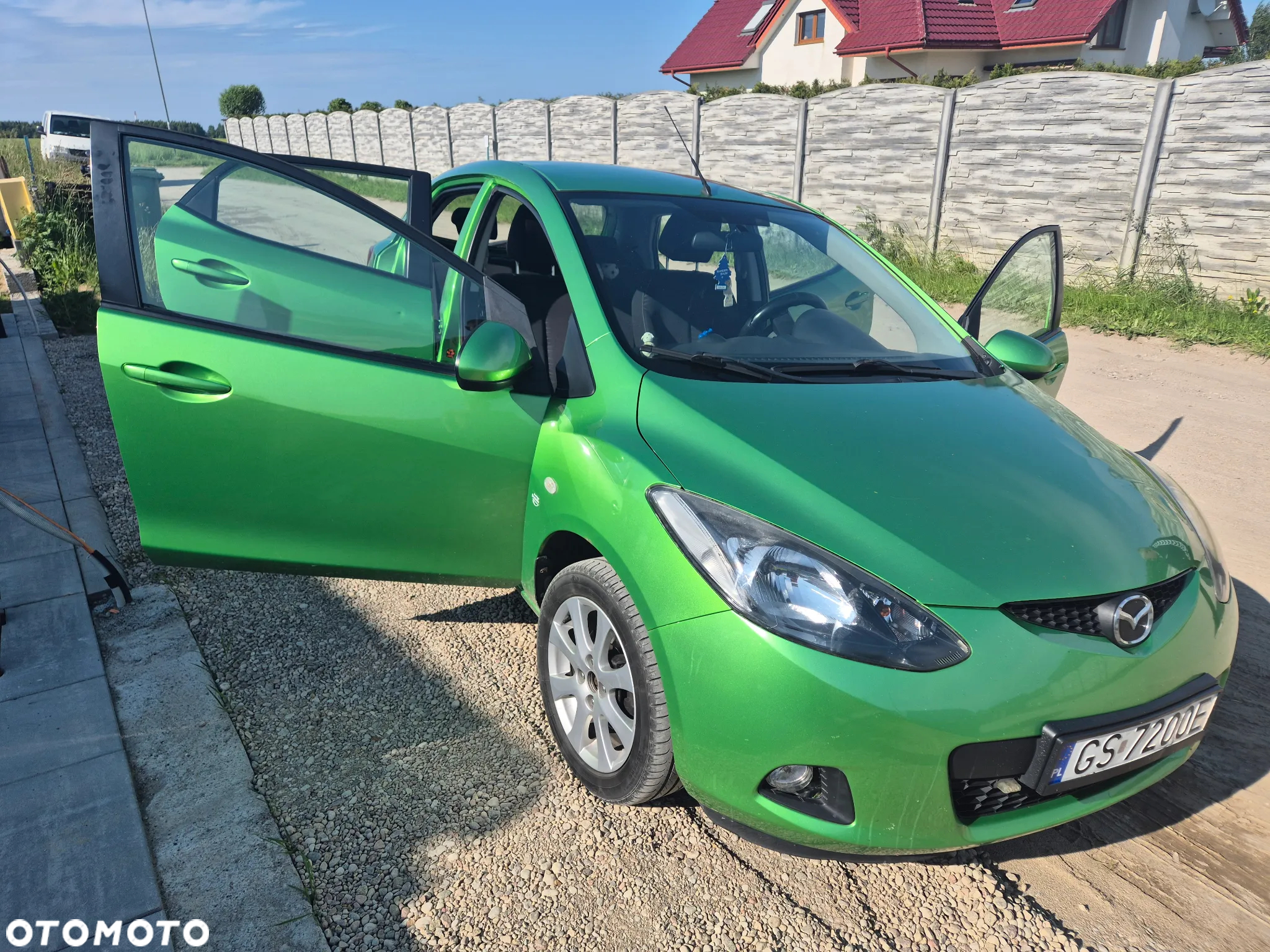 Mazda 2 - 5