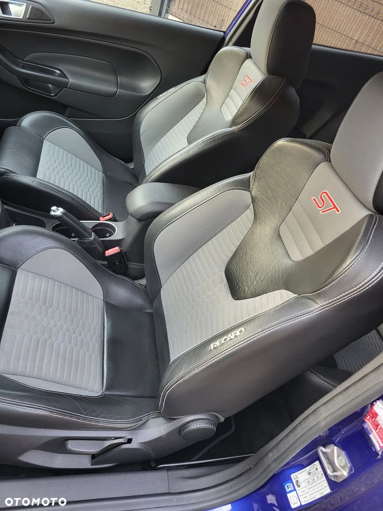 Ford Fiesta ST - 9