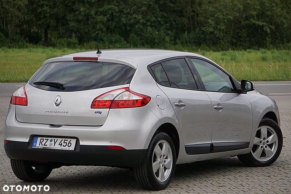 Renault Megane 1.6 16V Generation - 10