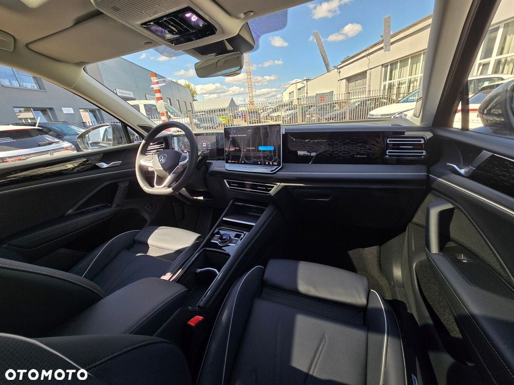 Volkswagen Tiguan 2.0 TDI Elegance DSG - 26