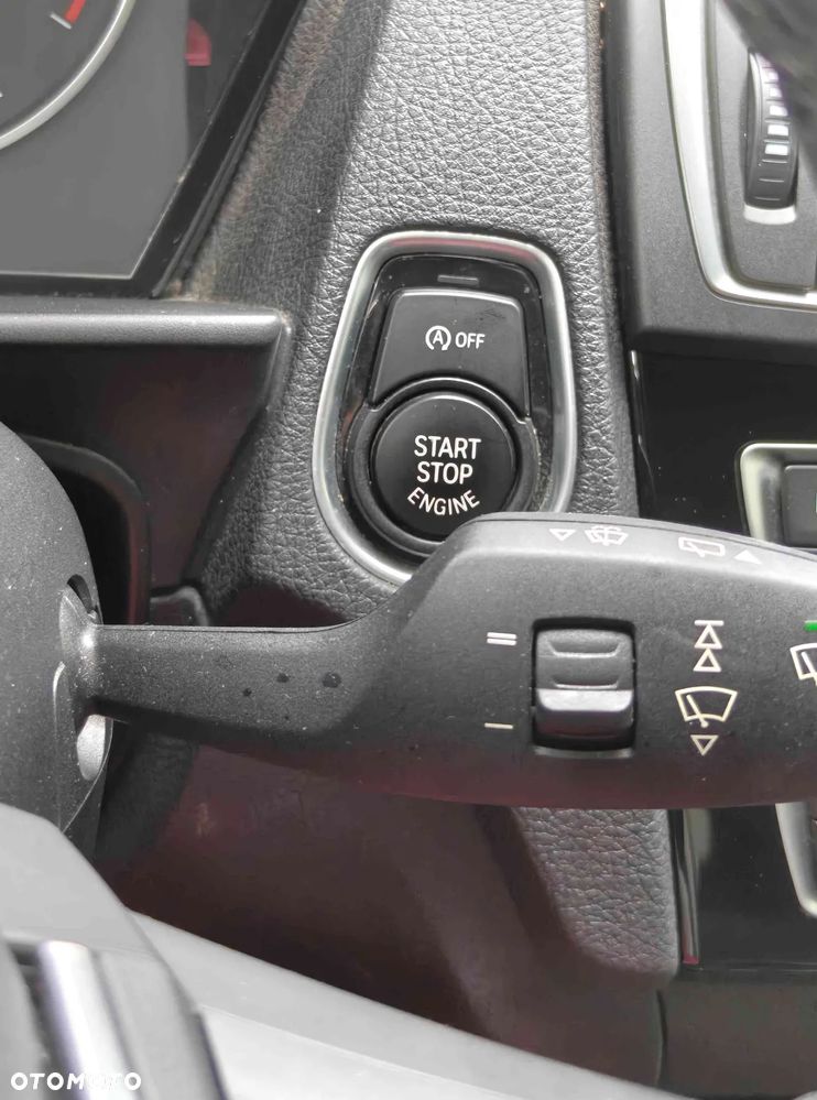 BMW Seria 1 - 33