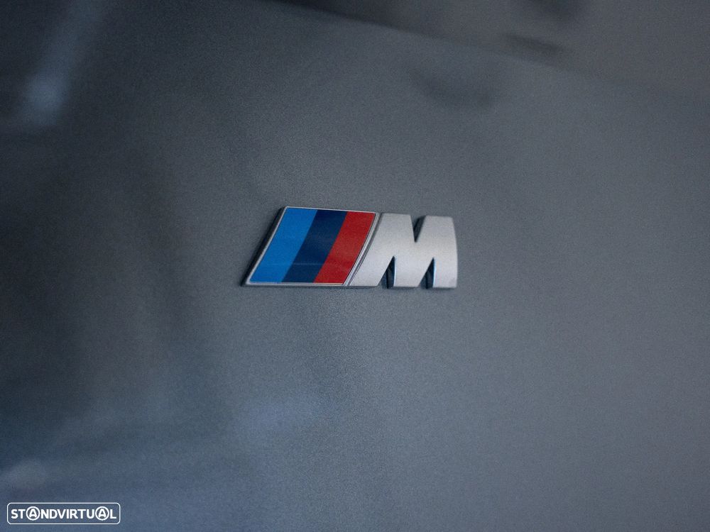 BMW 320 d Touring Pack Desportivo M Auto - 26