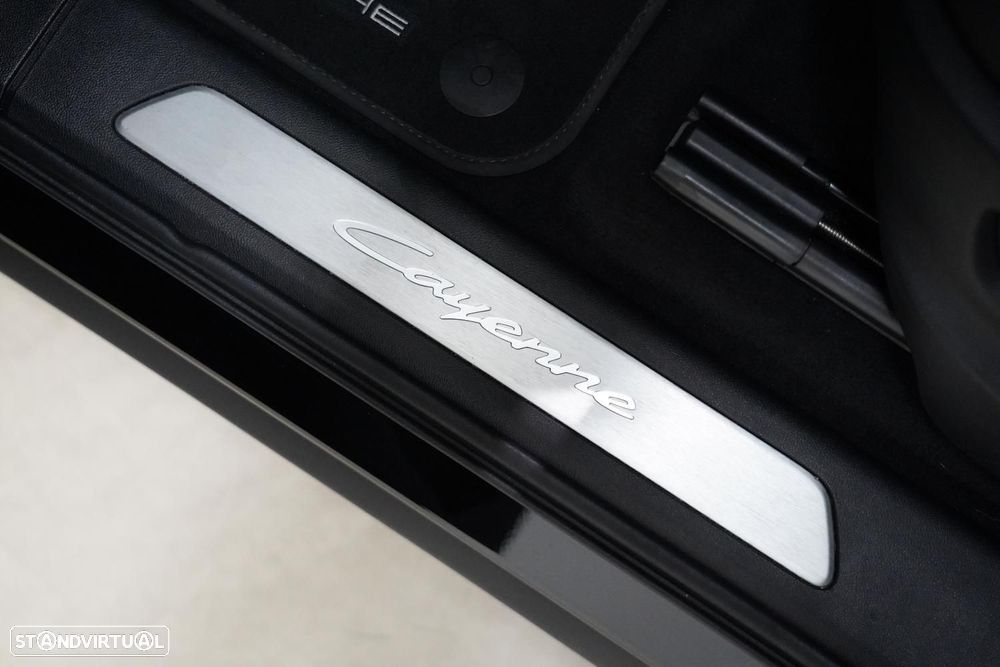 Porsche Cayenne Coupé E-Hybrid Tiptronic S - 17