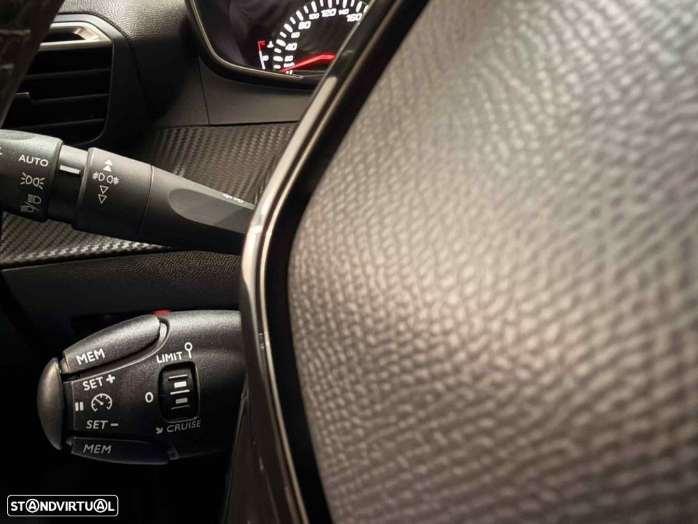 Peugeot 2008 1.5 BlueHDi Active - 21