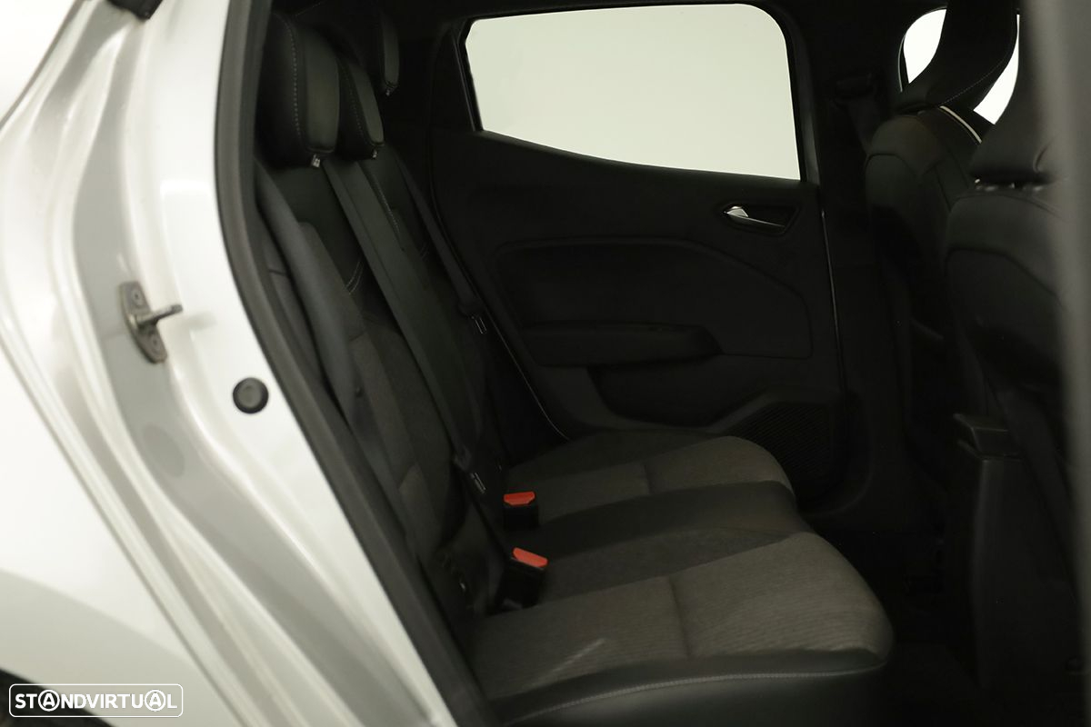 Renault Clio 1.0 TCe Techno Bi-Fuel - 23