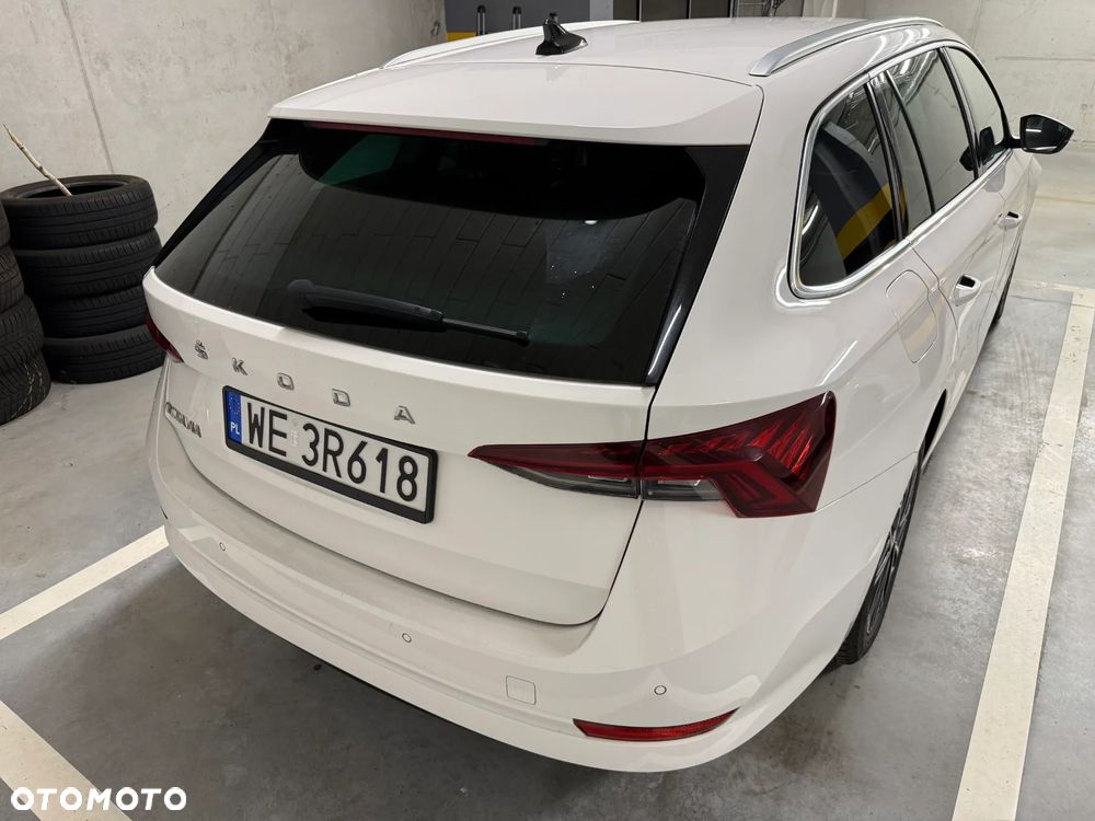 Skoda Octavia 2.0 TDI SCR Style DSG - 5