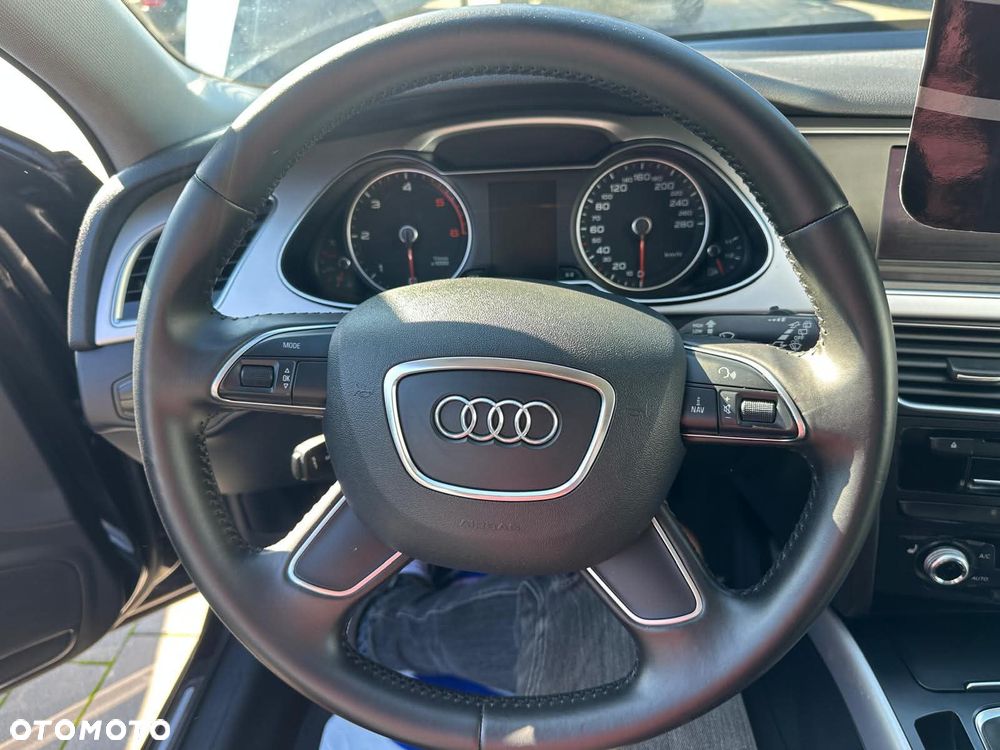Audi A4 Avant 2.0 TDI ultra - 10