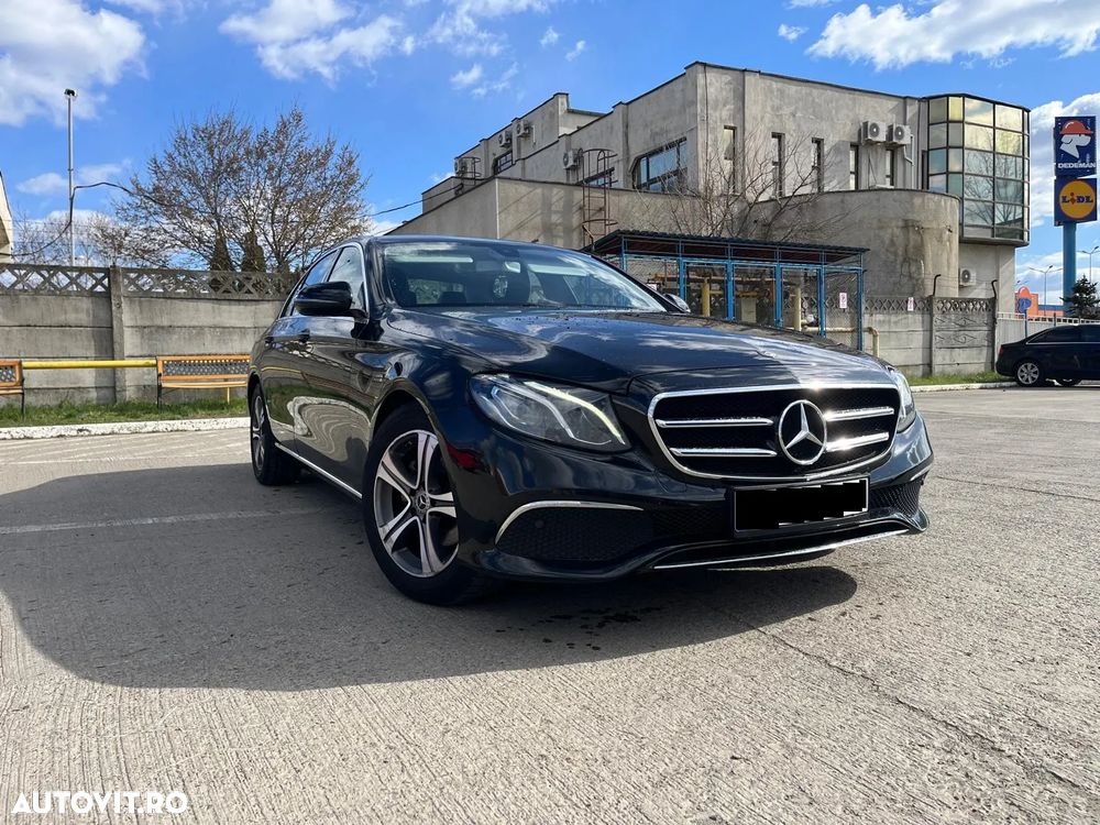 Mercedes-Benz E - 18