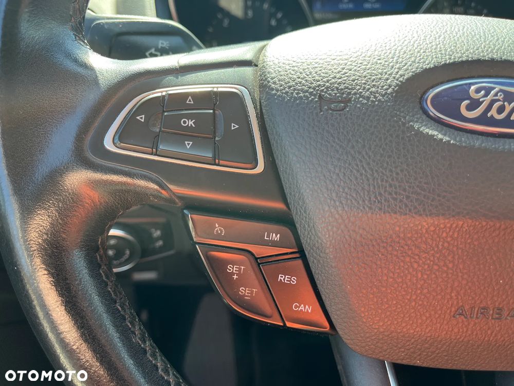 Ford Focus - 21