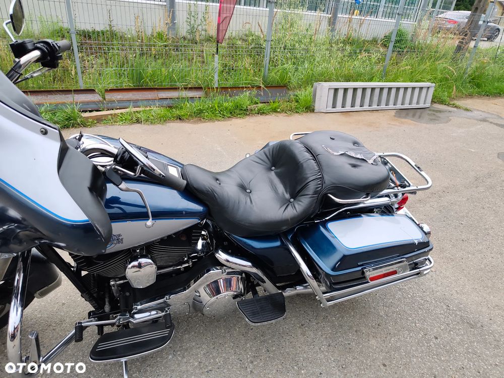 Harley-Davidson FLHT Electra Glide Standard - 22