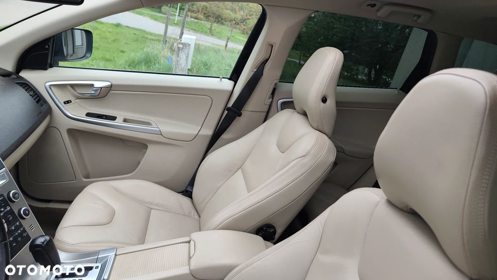 Volvo XC 60 T6 AWD RDesign - 9