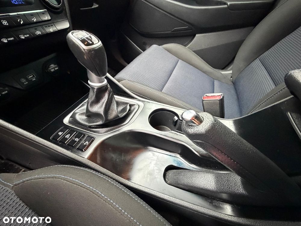 Hyundai Tucson 1.6 GDi Comfort 2WD - 23