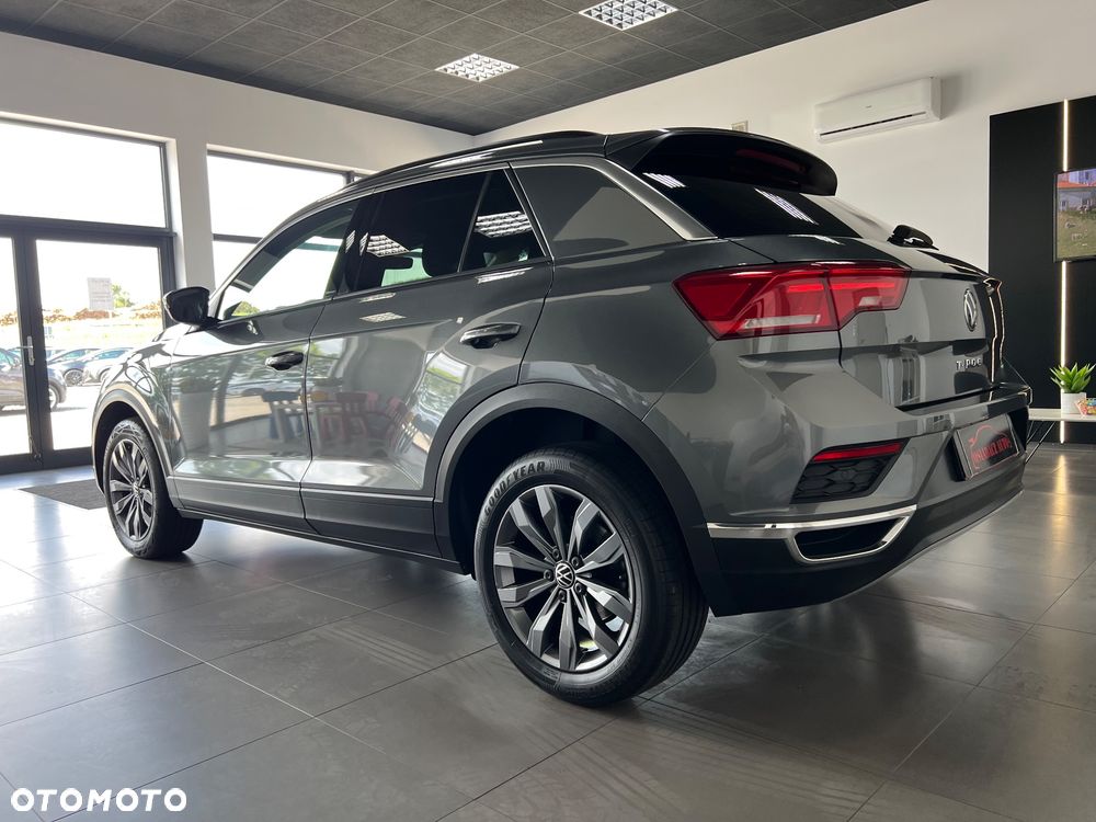 Volkswagen T-Roc - 3