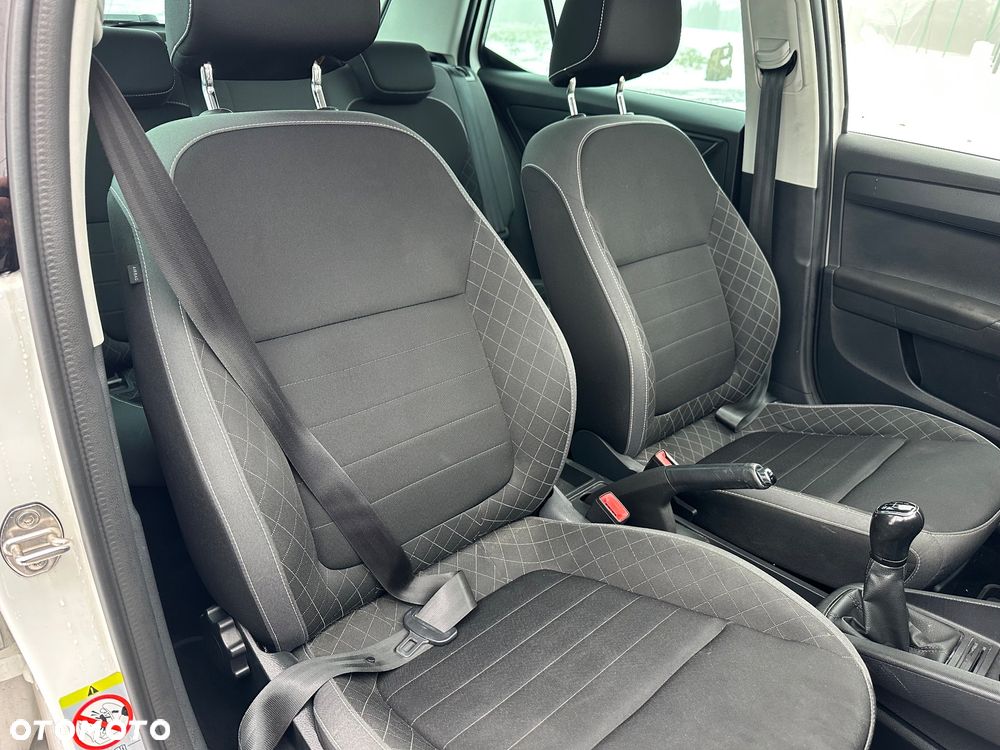 Skoda Fabia 1.0 Style Color - 31