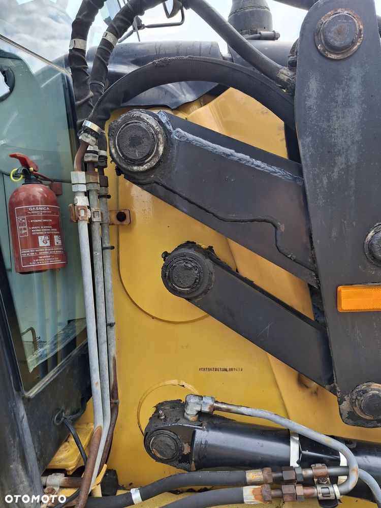 Caterpillar 428E - 14