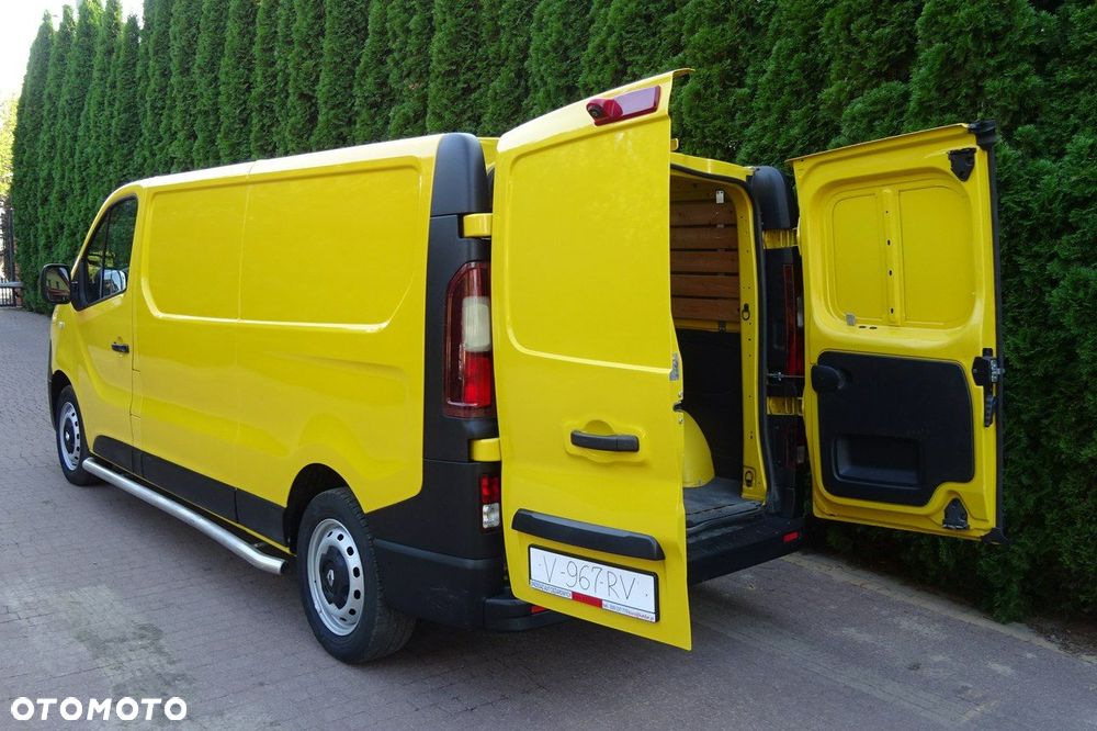 Renault Trafic - 23