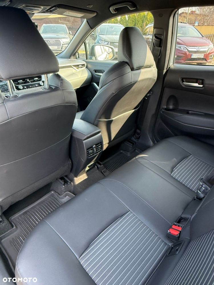 Toyota Corolla Cross - 29