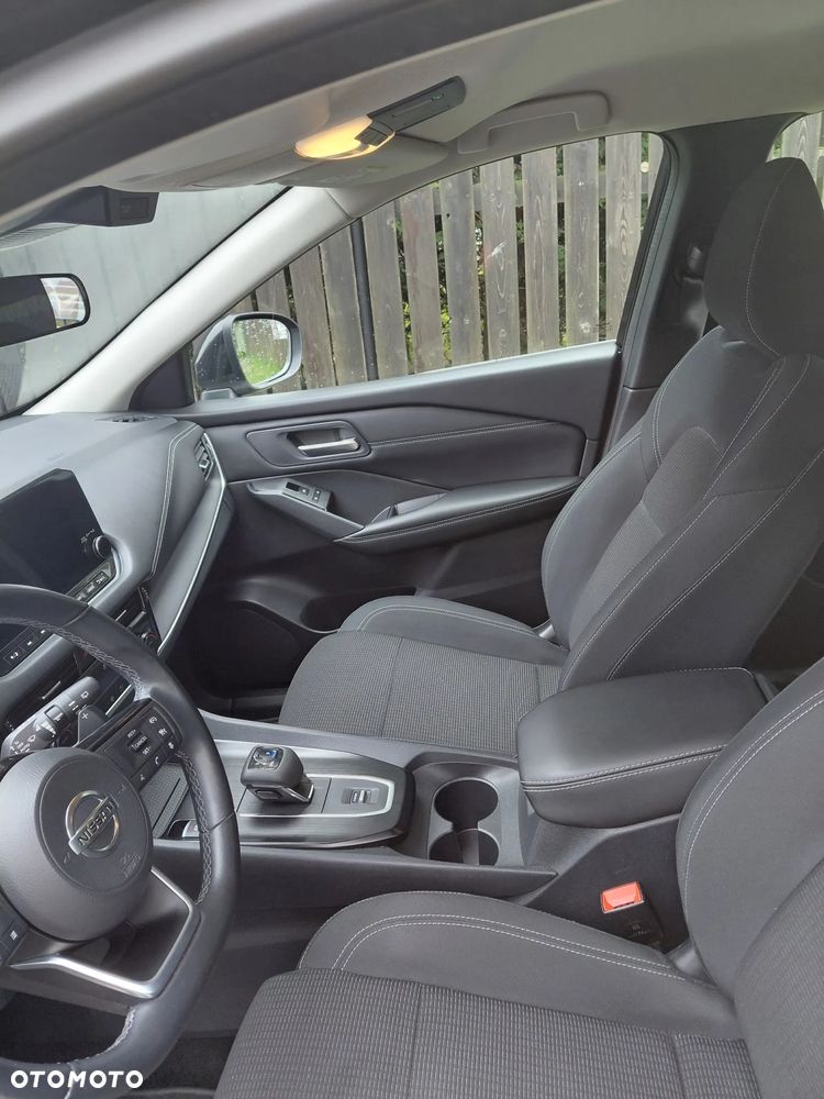 Nissan Qashqai 1.3 DIG-T N-Connecta DCT - 9