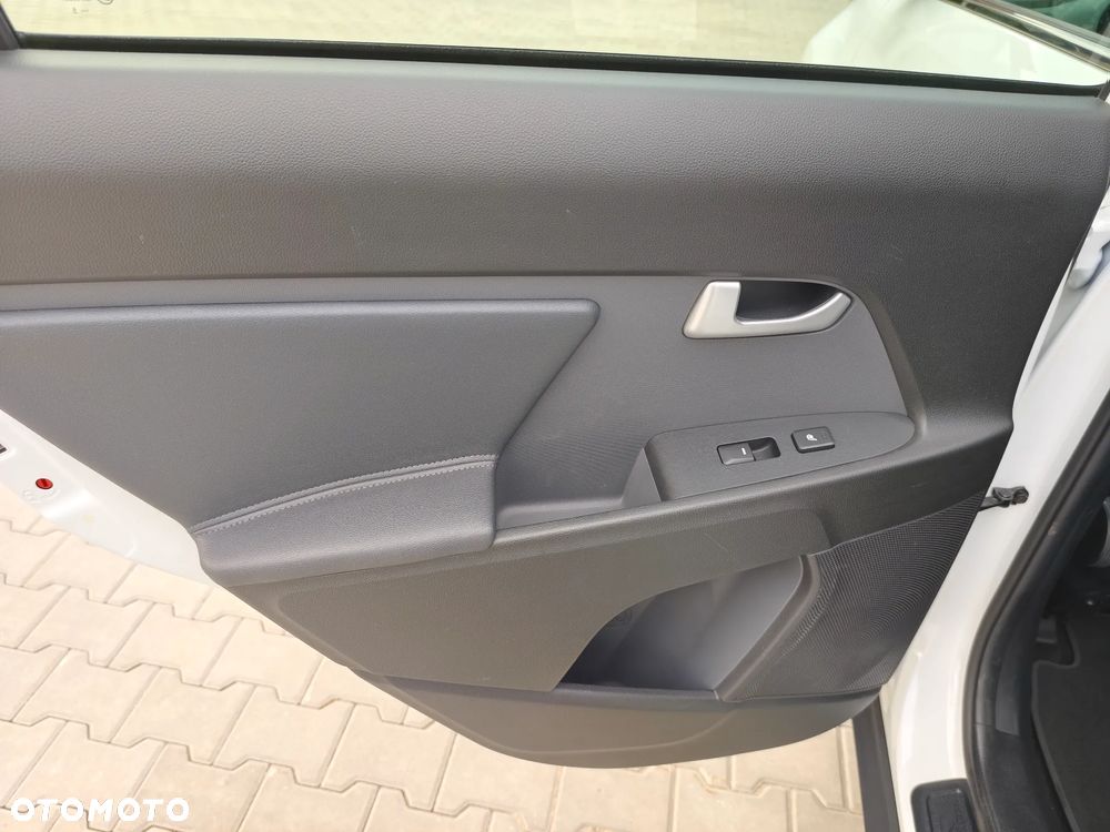 Kia Sportage 1.6 GDI Business Line L 2WD - 28