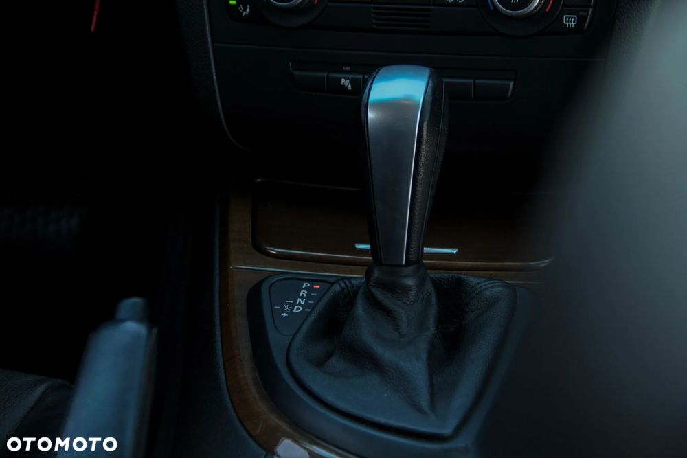 BMW Seria 1 - 14
