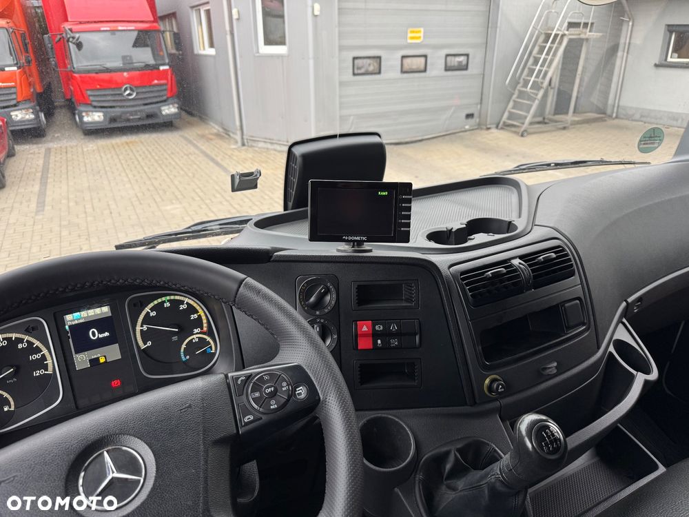 Mercedes-Benz ATEGO - 29