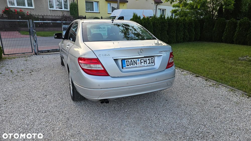 Mercedes-Benz Klasa C 180 Kompressor - 25