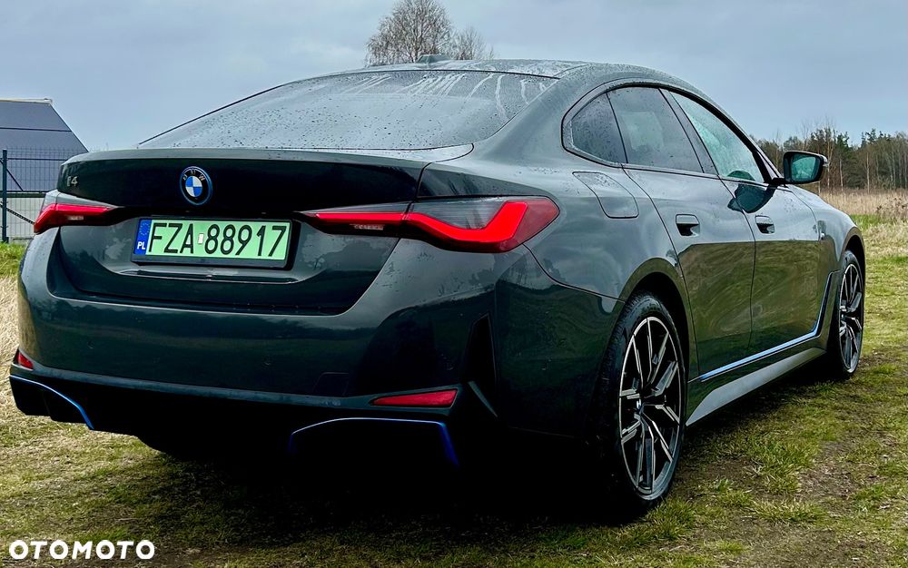 BMW i4 70.3kWh eDrive 35 - 9