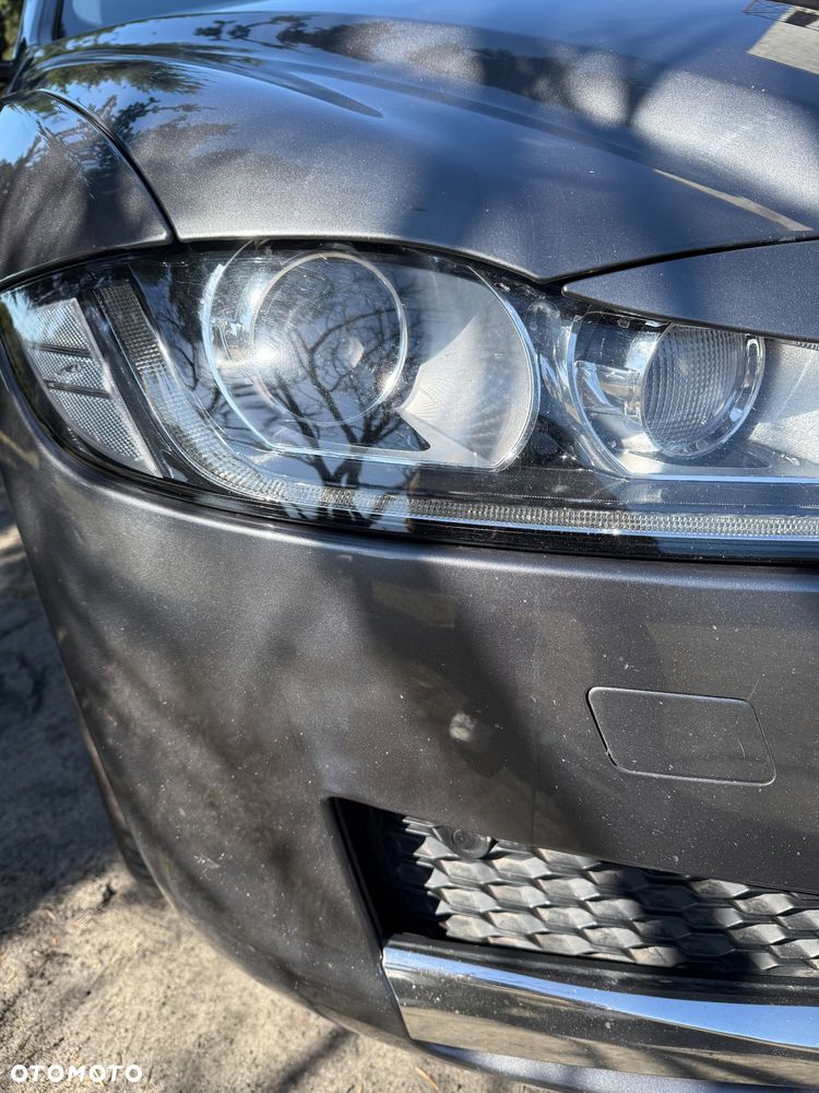 Jaguar XF 2.0 i4D AWD Portfolio - 2