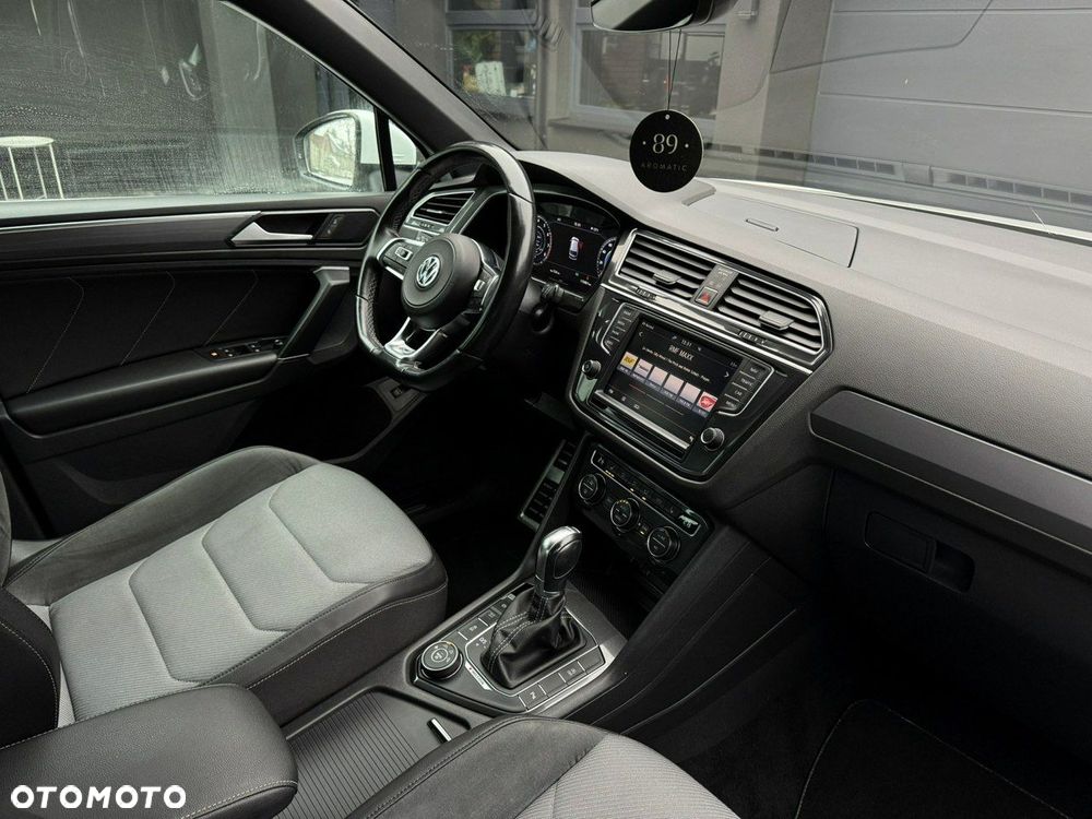 Volkswagen Tiguan 2.0 TSI 4Mot Perfectline R-Style DSG - 27