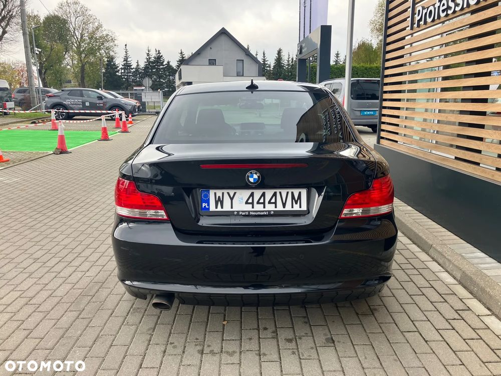 BMW Seria 1 120d Edition Sport - 7