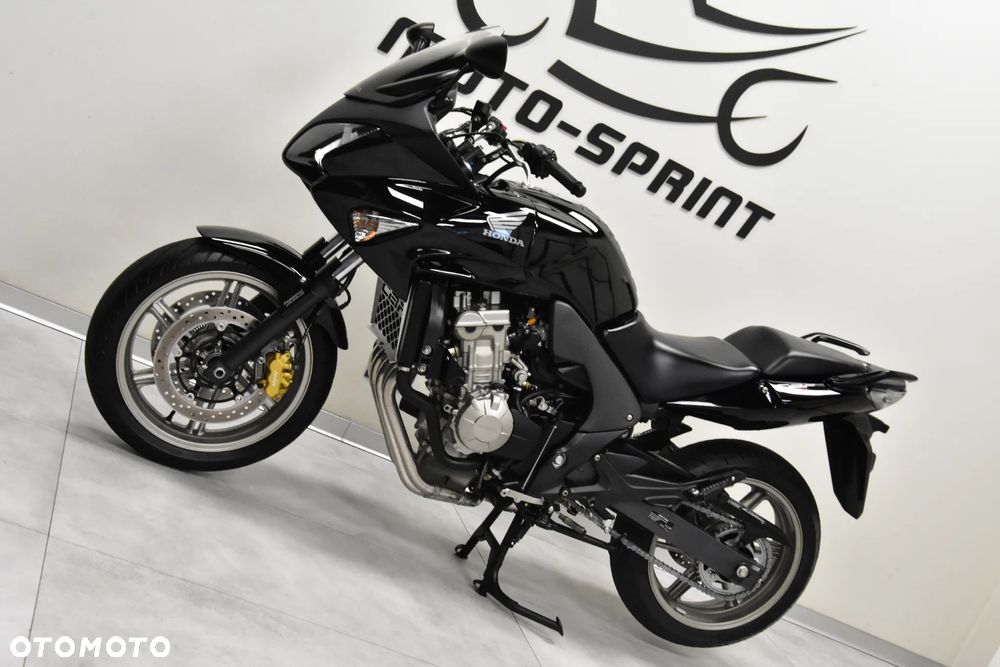 Honda CBF - 8