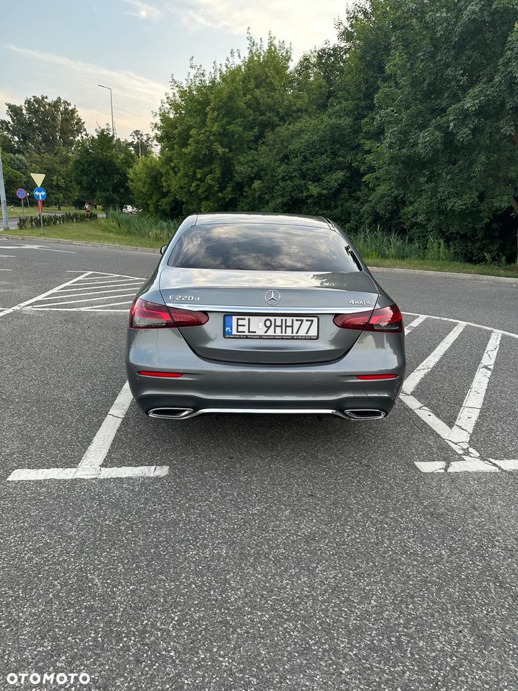 Mercedes-Benz Klasa E 220 d 4-Matic AMG/Avantgarde - 4