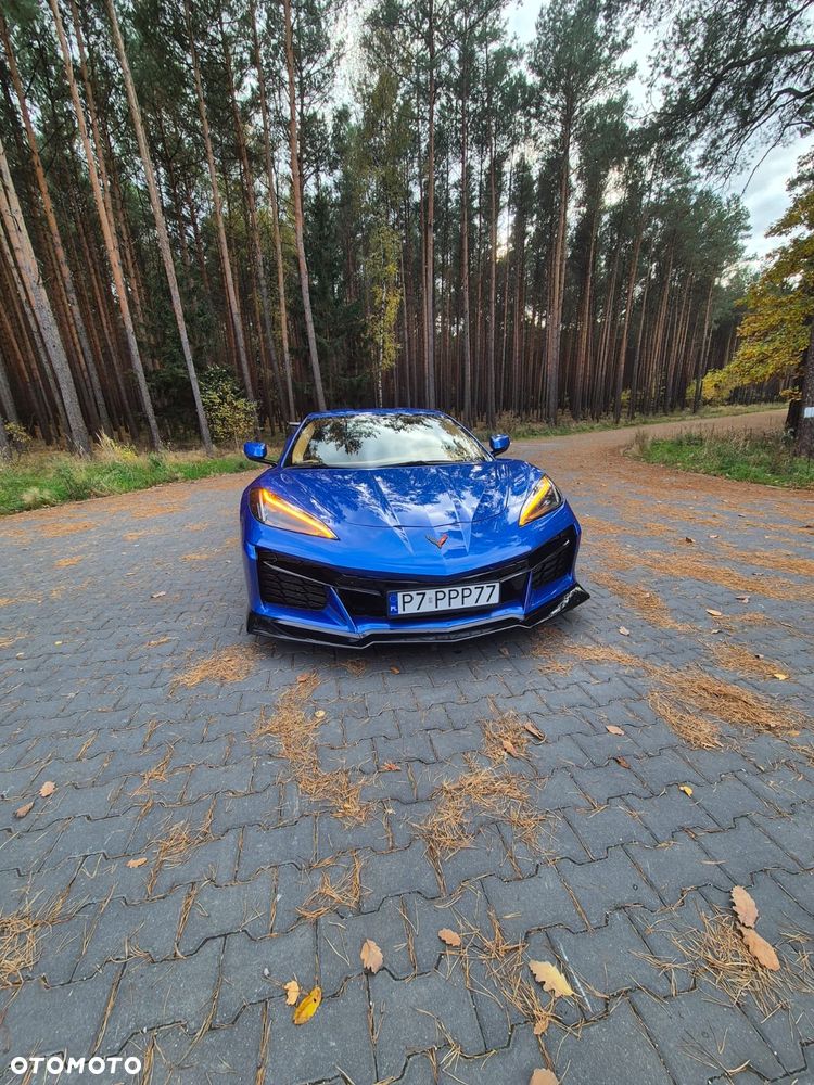 Chevrolet Corvette - 19