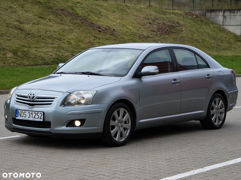 Toyota Avensis 2.0 D-4D Sol - 1